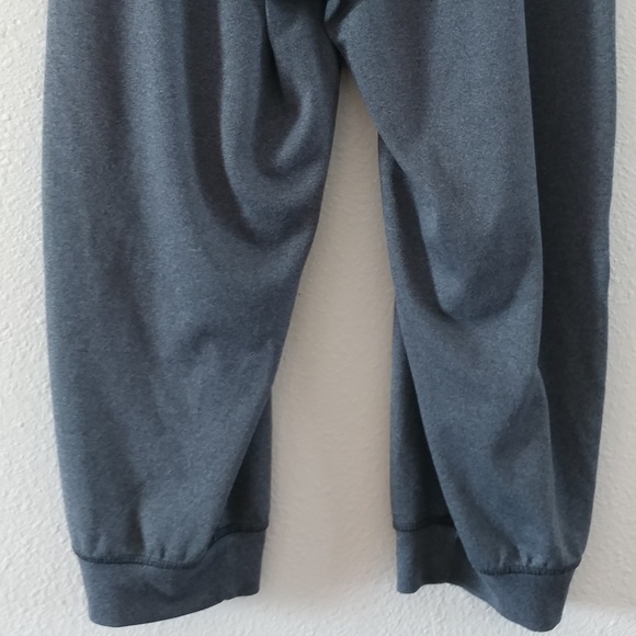 Under Armour Capri - Picture 5 of 6